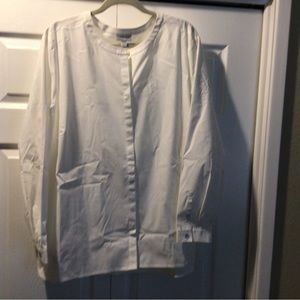 Longer white tunic